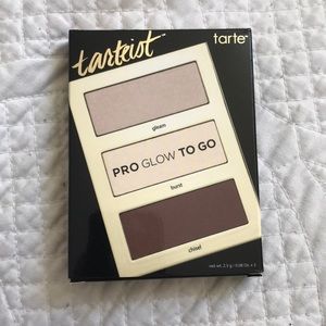 BNIB Tarte highlight/contour palette